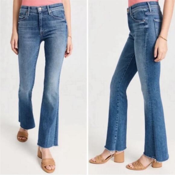 MOTHER The Weekender Fray In A Groovy Kind Of Love Flare Jeans Blue Size 26 - Picture 3 of 14